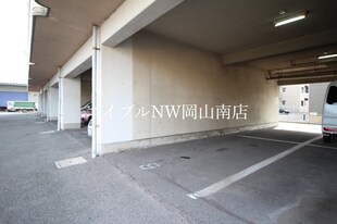 岡山駅 バス25分  新福下車：停歩4分 3階の物件外観写真